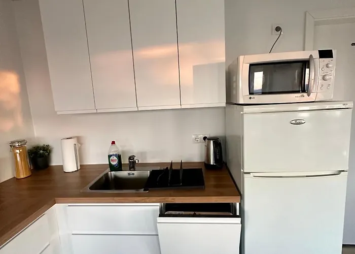 Charming 1-Bedroom Condo With Stunning View